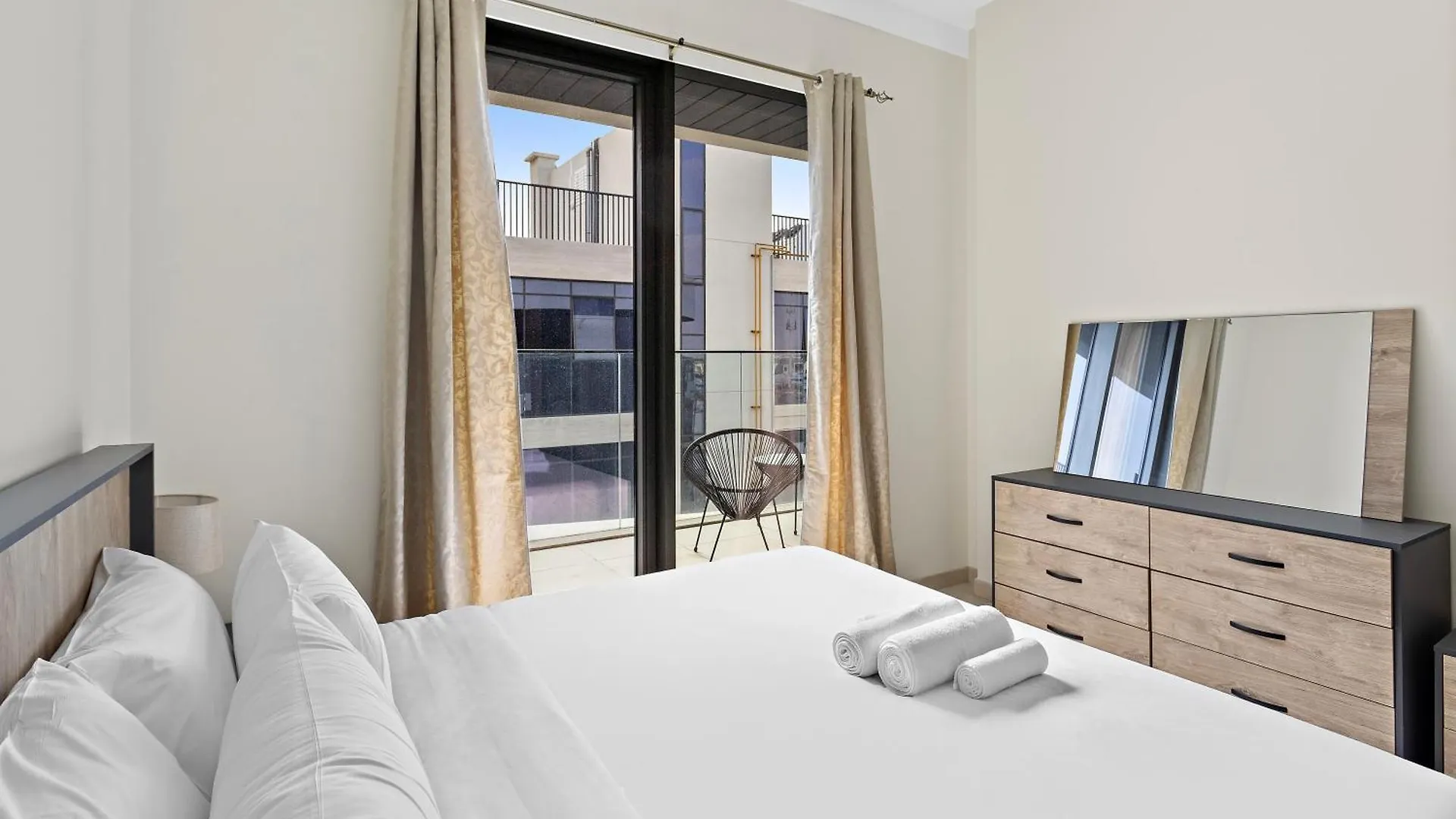 Apartment Lovely 1Br Apt In Mirdiff Hills Dubai